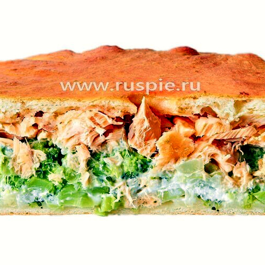 Пирог с сёмгой и брокколи